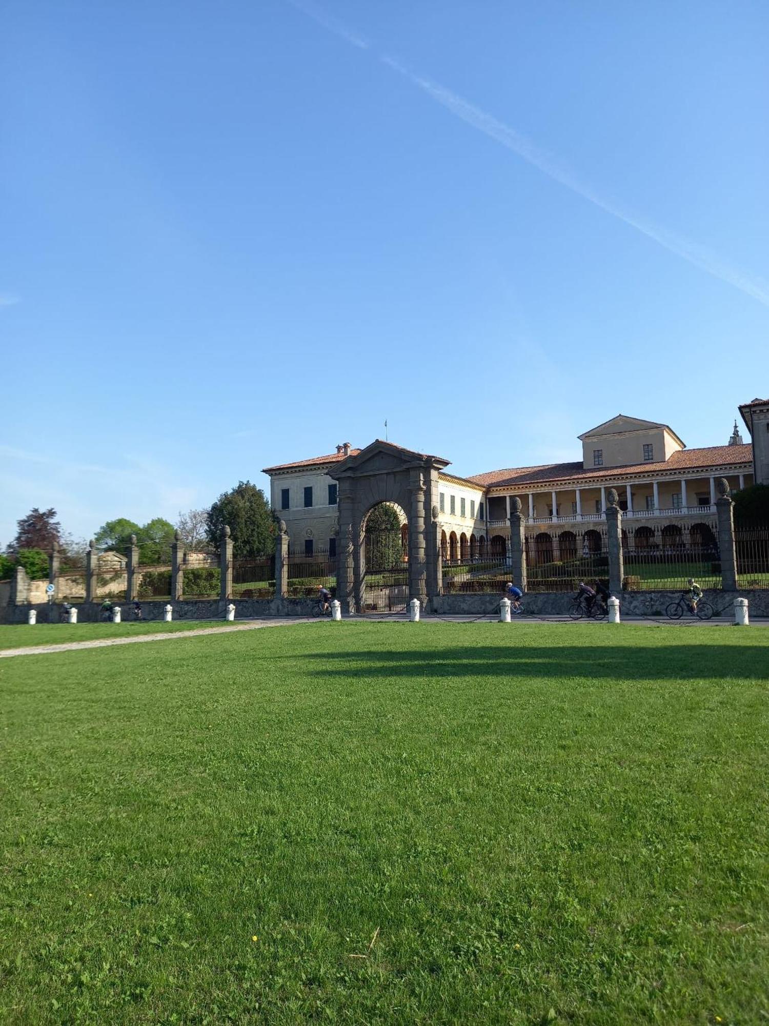 Appartamento La Corte Del Bona - Vicino Alle Cantine E A Circa 15 Minuti Dal Lago Di Iseo - Erbusco Esterno foto